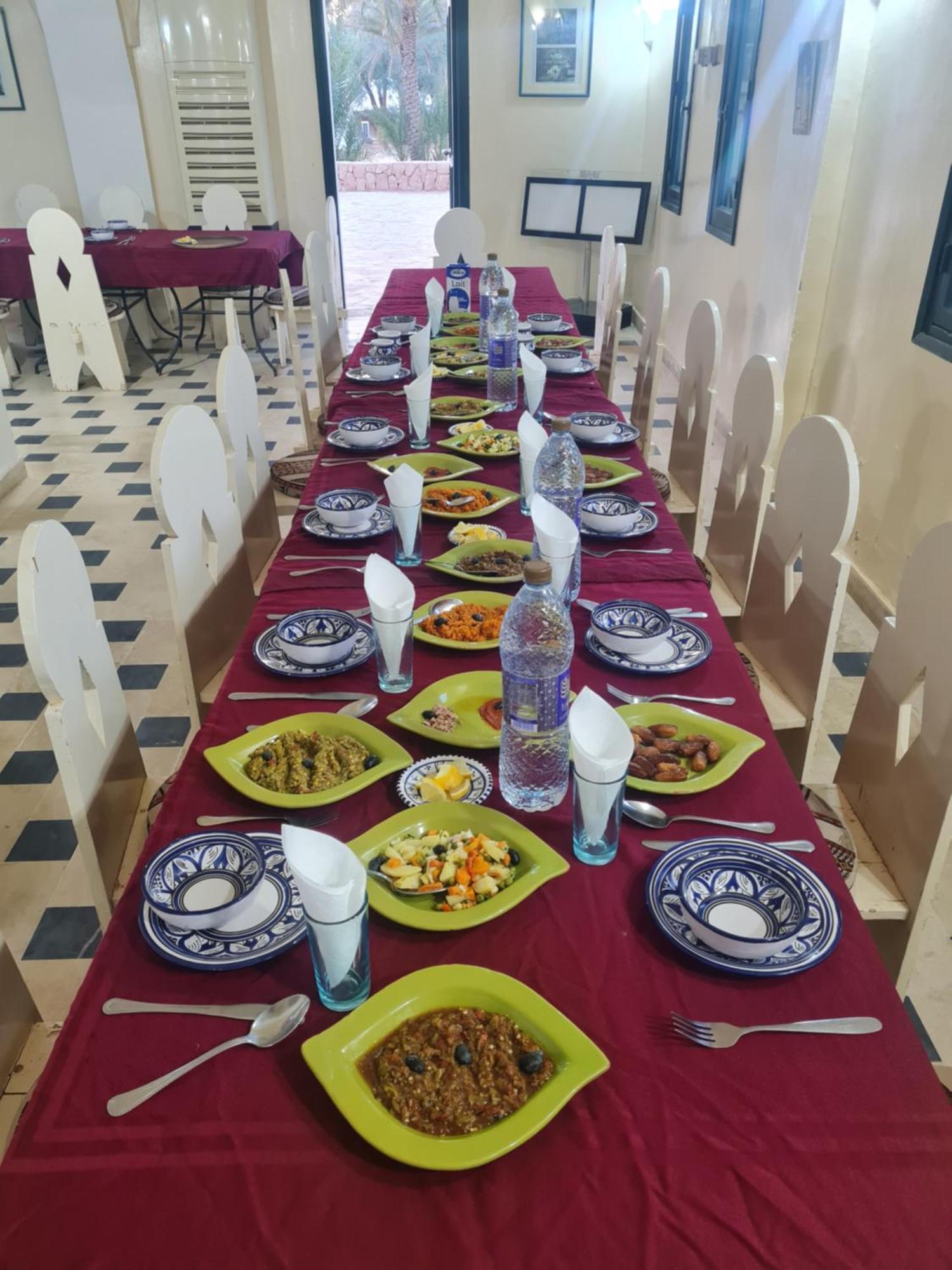 Hotel Pansy Qasr Ghilan Экстерьер фото