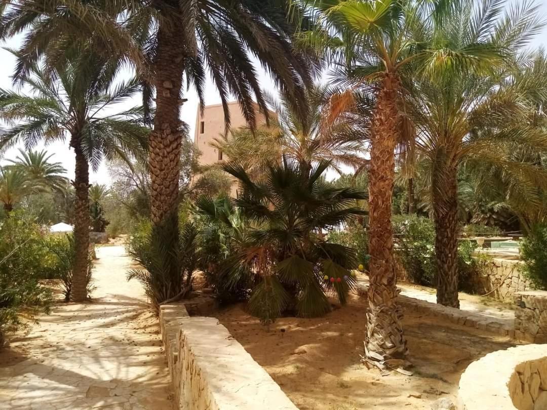 Hotel Pansy Qasr Ghilan Экстерьер фото