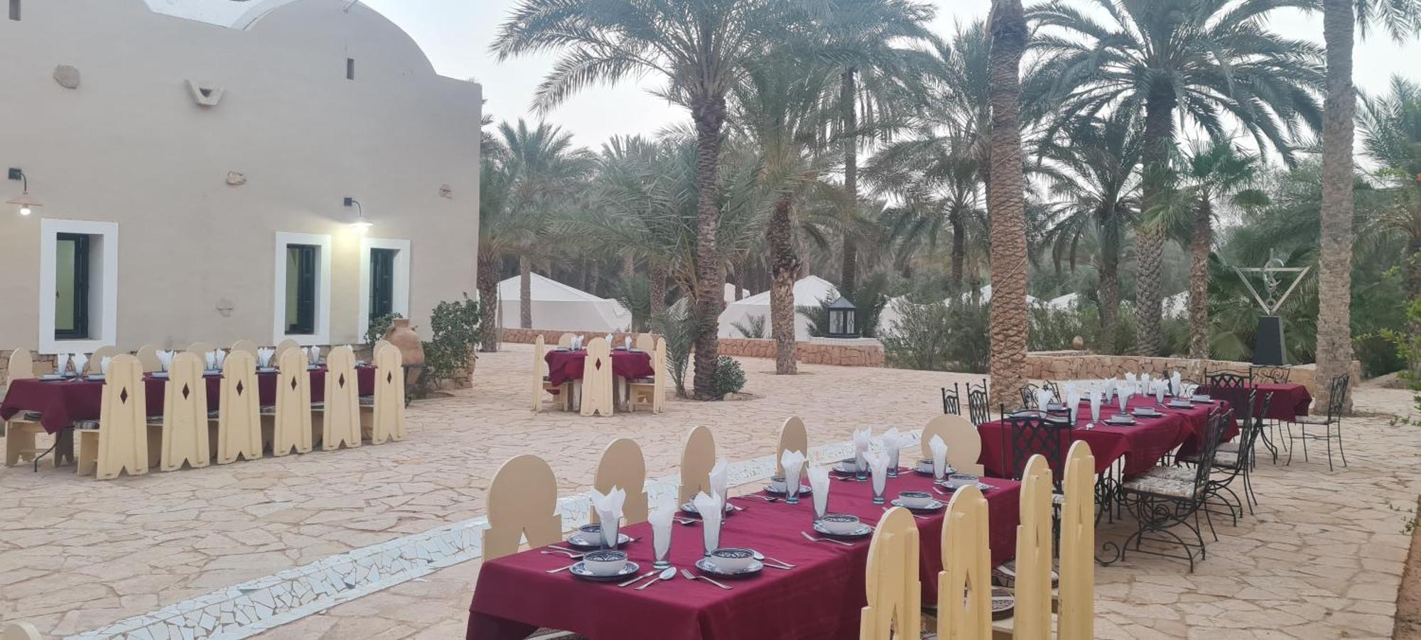 Hotel Pansy Qasr Ghilan Экстерьер фото